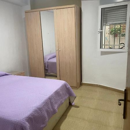 Habitacion Privada Workstay Valencia Eksteriør billede
