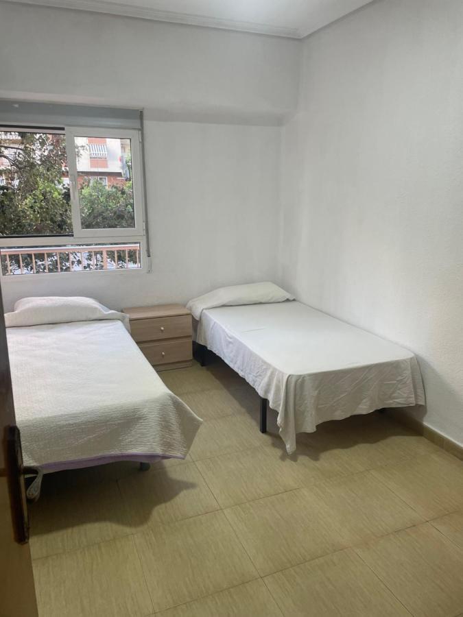 Habitacion Privada Workstay Valencia Eksteriør billede