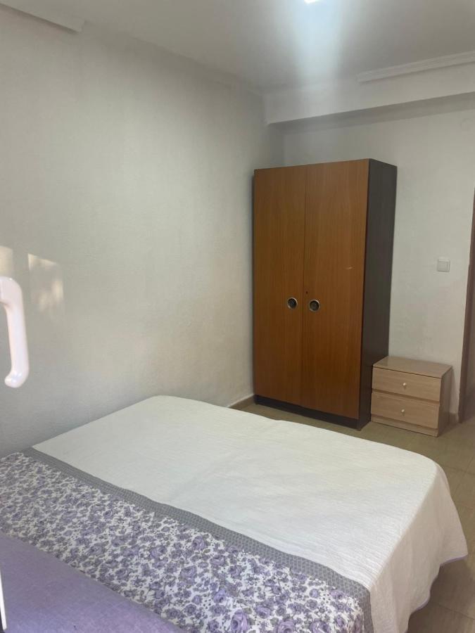 Habitacion Privada Workstay Valencia Eksteriør billede